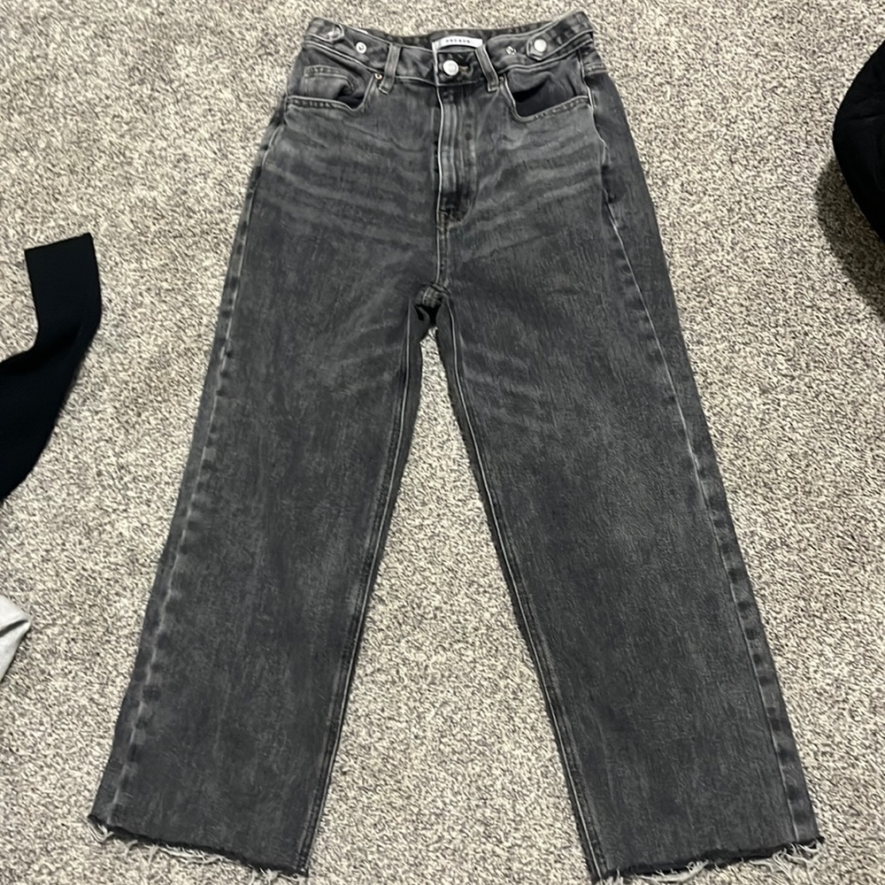 cropped 90s boyfriend jeans